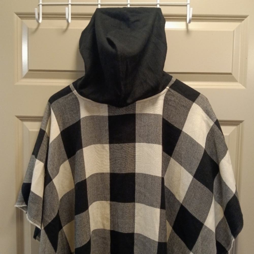 Loft Buffalo Plaid Hooded Poncho - Picture 3 of 10